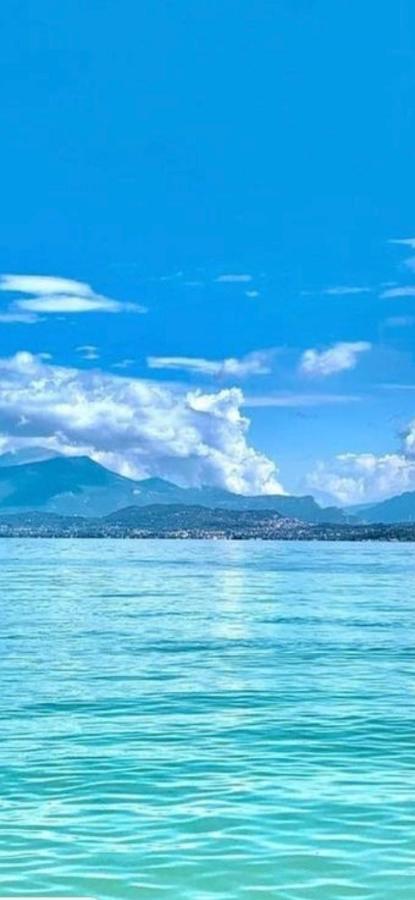 Sky And Lake Cavalcaselle Luaran gambar